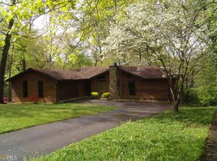3214 Summer Ct E, Snellville, GA 30039