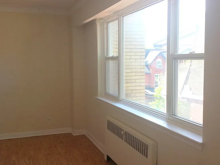 145 Stewart St — Photo 15