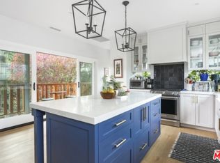 1413 Edgecliffe Dr, Los Angeles, CA 90026