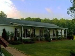 39 Varble Rd, Vevay, IN 47043