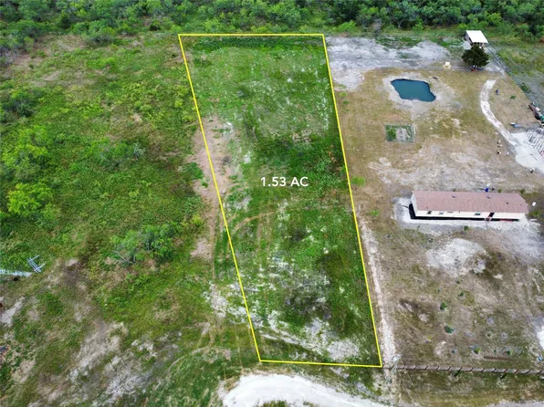 49 Boren Private Rd, Wortham, TX 76693