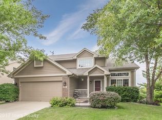 12217 Sunset Ter, Clive, IA 50325