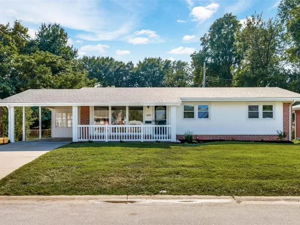 2609 W Adams St, Saint Charles, MO 63301