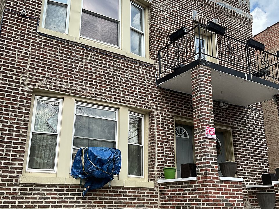 1st image of 4736 N Monticello Ave #2