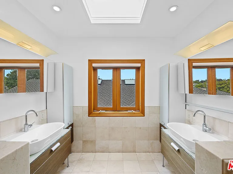 9033 Cresta Dr — Photo 29
