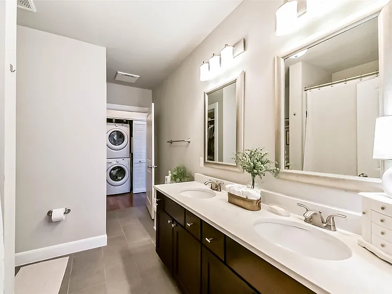 300 Saint Joseph Pkwy #103 — Photo 11