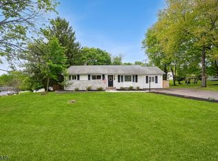 101 Sunnyview Ave West, Mansfield Twp., NJ 07840