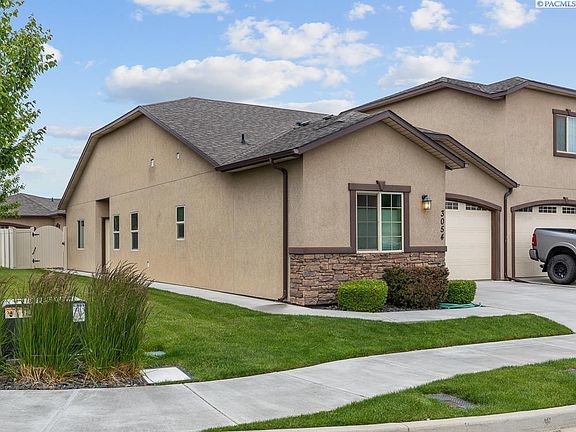2nd image of 3054 S Dennis Pl