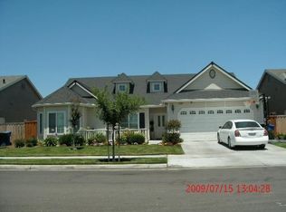 168 E Gibson Ave, Reedley, CA 93654