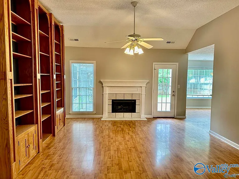 111 Tumbleweed Dr — Photo 12