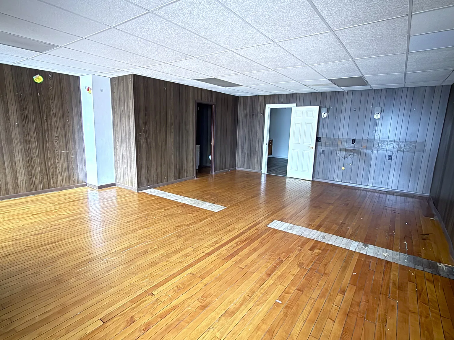 1 bed, 900 sqft, $1,200 — Photo 2