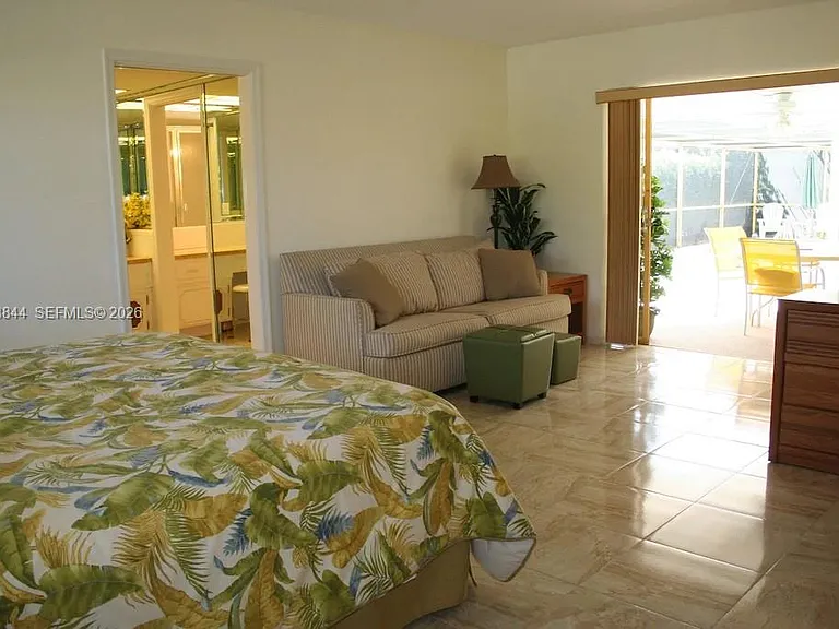 1933 Twin Dolphin Ln — Photo 13