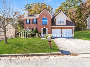 993 Brecken Ln, Lithonia, GA 30058