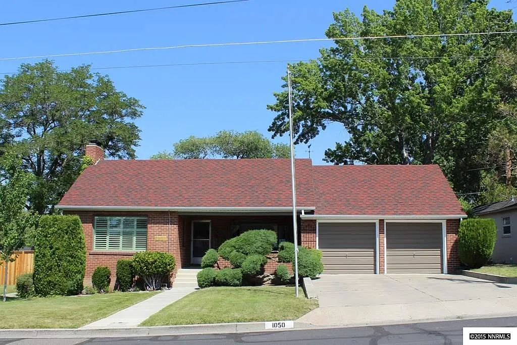 1050 Sharon Way photo 1