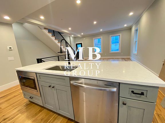 2nd image of 201 Boylston St #201