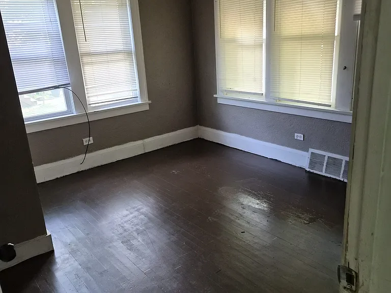 1152 Pomona Rd — Photo 9