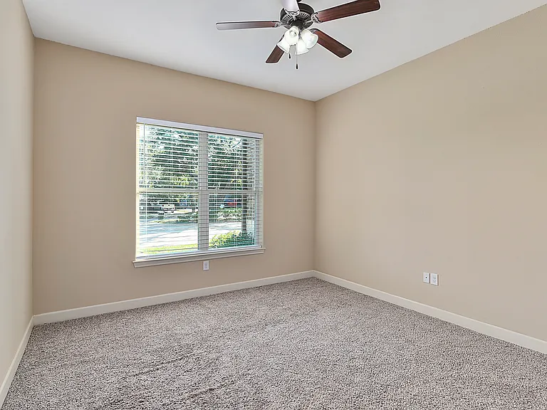 1406 Lemon Tree Ln #1 — Photo 6