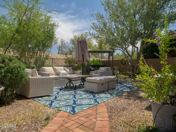 230 E Camino Lomas, Tucson, AZ 85704