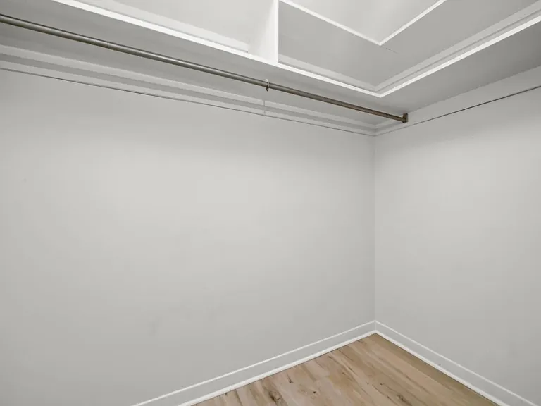 535 N Michigan Ave #1907 — Photo 7