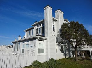 121 Outlook Cir, Pacifica, CA 94044