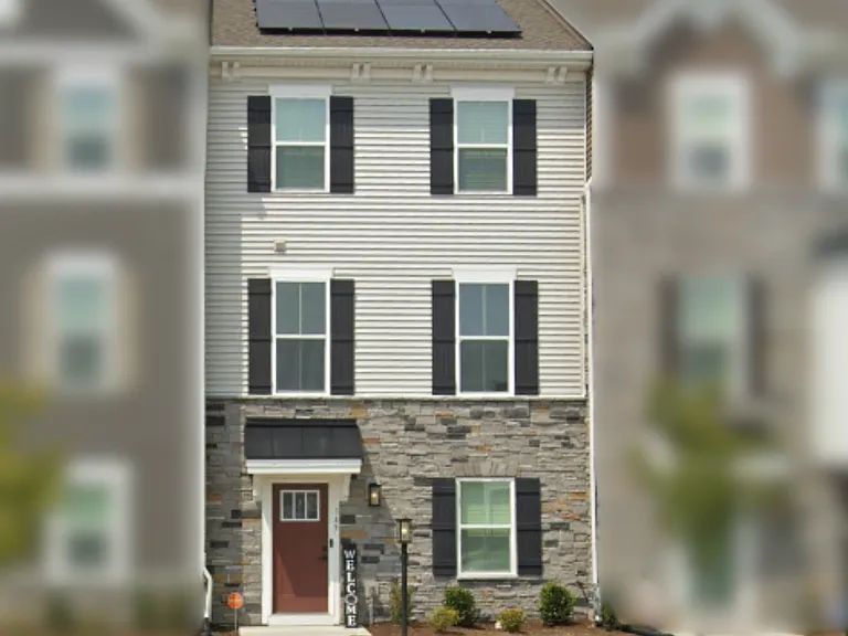 145 Cedar Crest Dr — Photo 1