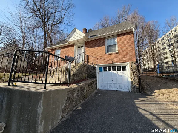 535 Chase Ave, Waterbury, CT 06704