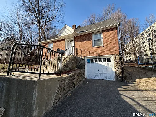 535 Chase Ave Photo 1