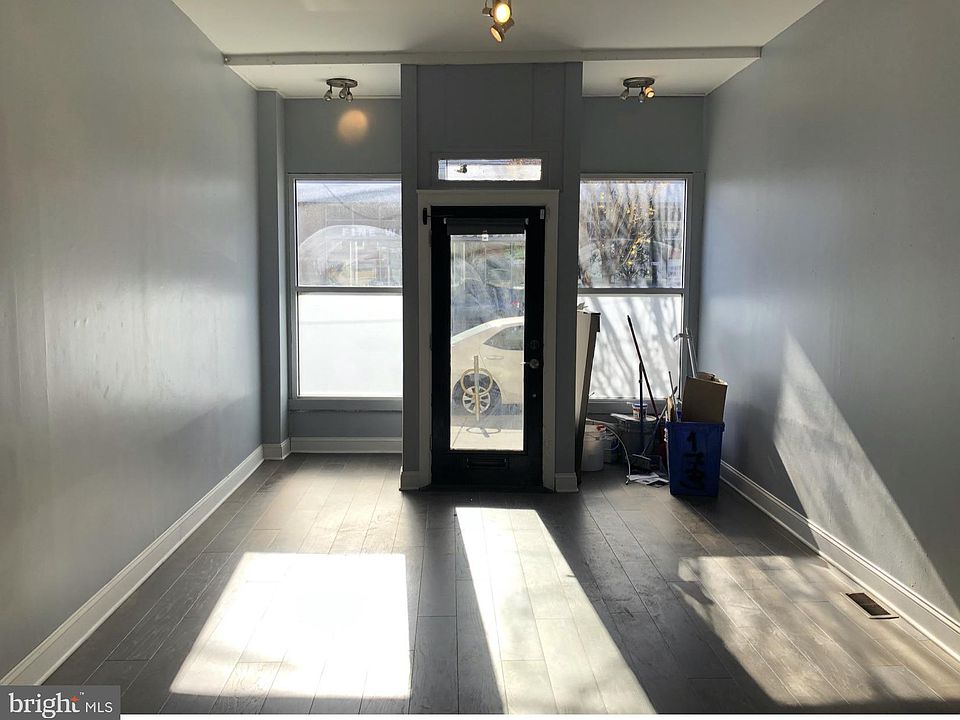 1st image of 173 W Girard Ave