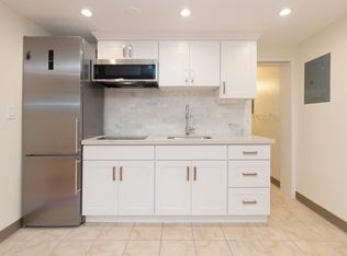 310 Boston St, Seattle, WA 98109