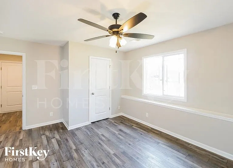 811 S Sunset Ln — Photo 12