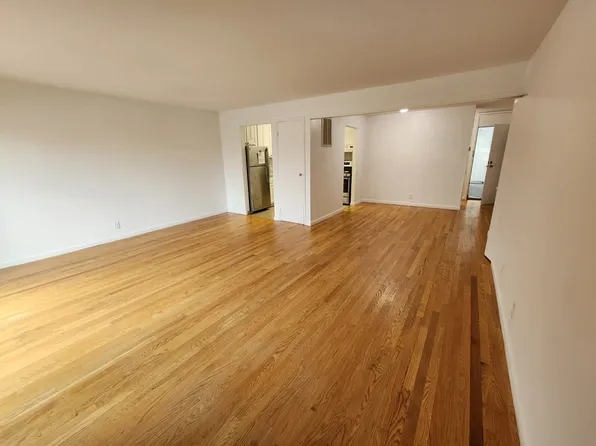 2 Cook Close, Ridgefield, CT 06877