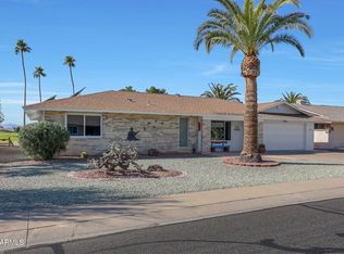 19402 N Willowcreek Cir, Sun City, AZ 85373