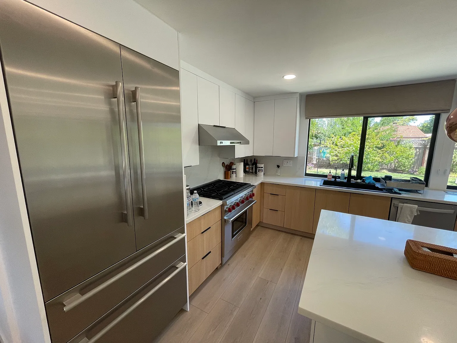 4 bed, 2108 sqft, $8,800 — Photo 4