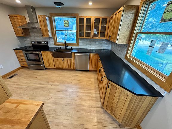 5th image of 2312 Jovina St
