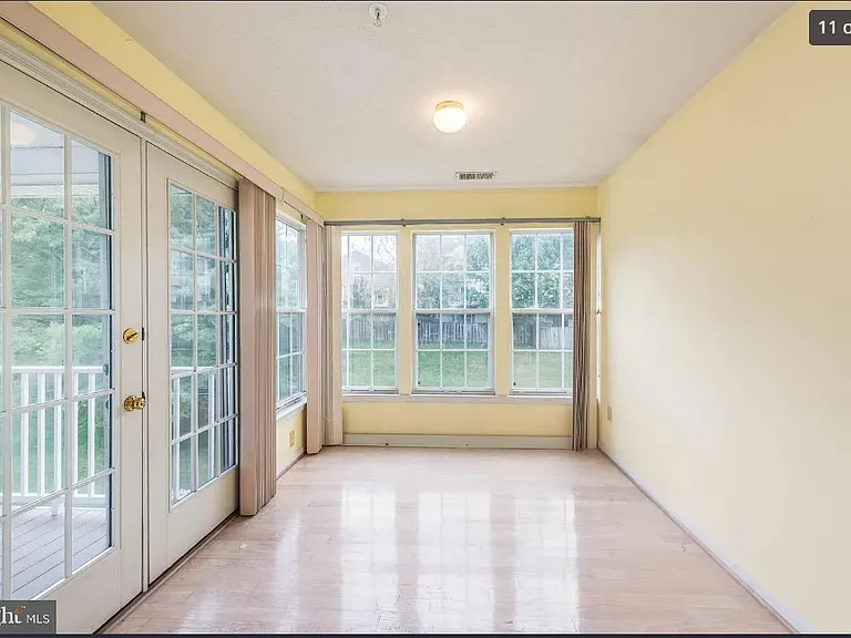 3133 Katewood Ct — Photo 16