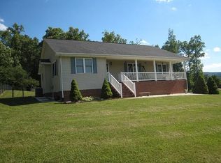 5047 Blacksburg Rd, Troutville, VA 24175