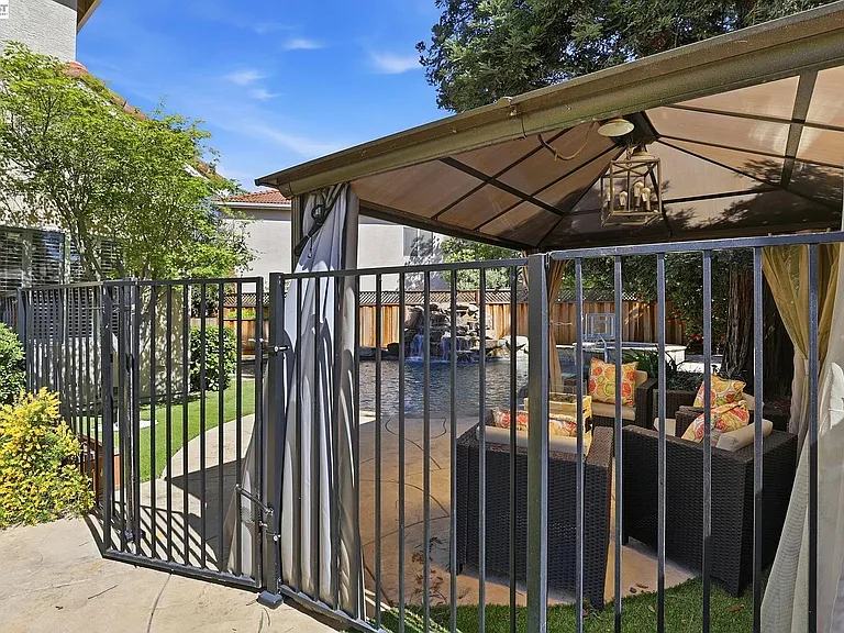 780 Avante Pl — Photo 44