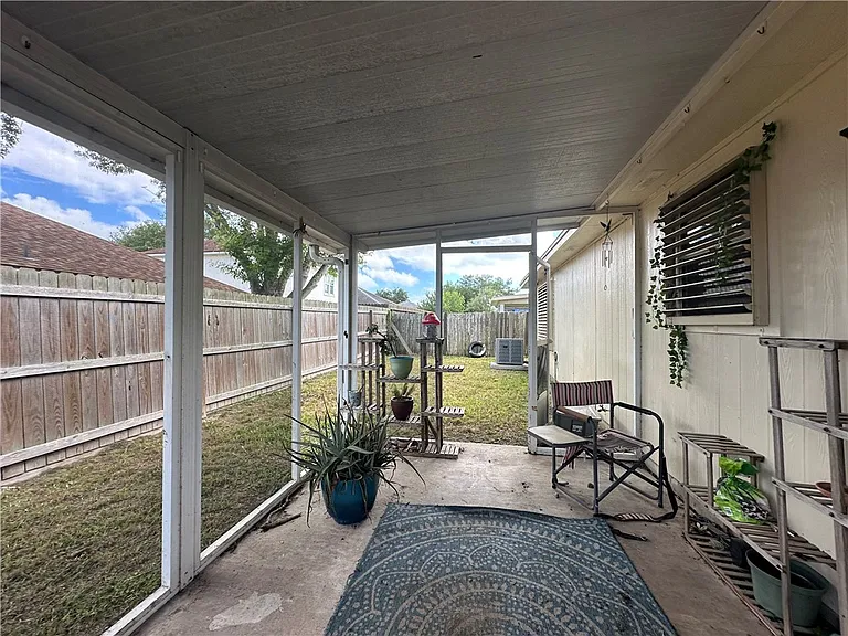 7822 Fox Dr — Photo 27