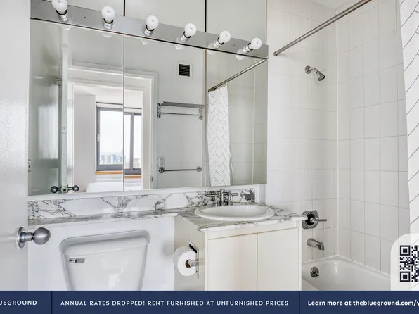 105 Duane Street image 13 of 28