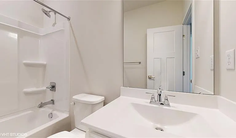 4908 Spruce Rd — Photo 34