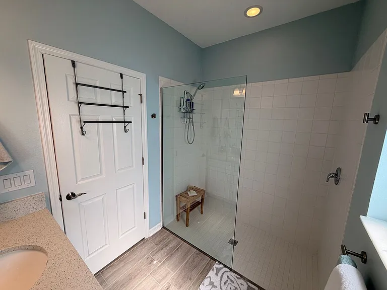 6001 Fiore Dr — Photo 30