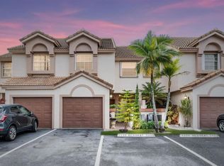 9498 Boca River Cir, Boca Raton, FL 33434