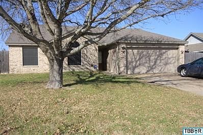 1st image of 710 Twin Oaks Dr