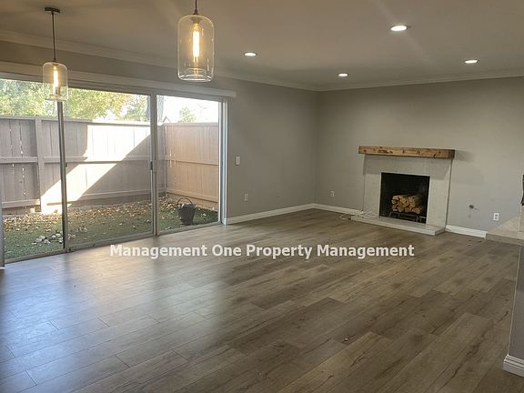 2nd image of 1092 Cabrillo Park Dr APT D