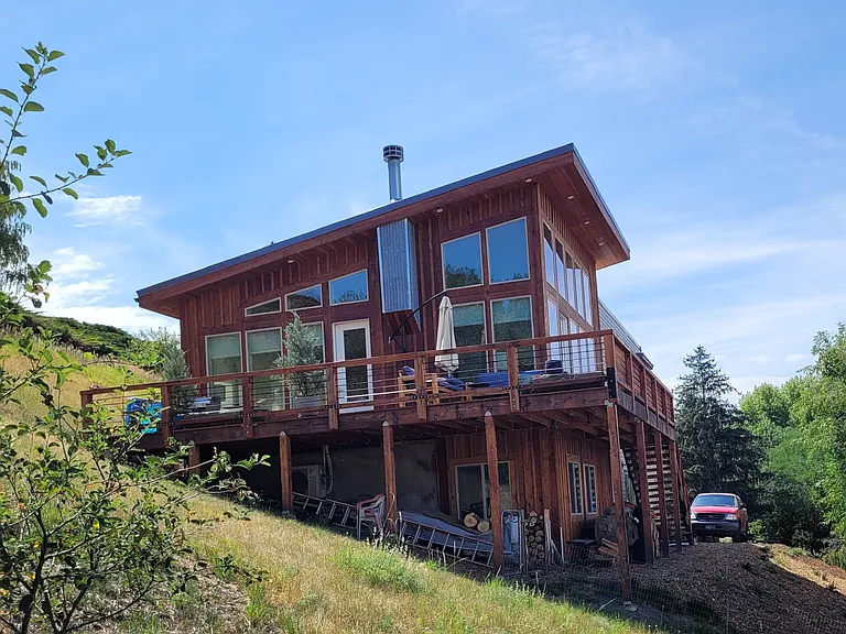 531 Northwood Dr — Photo 1
