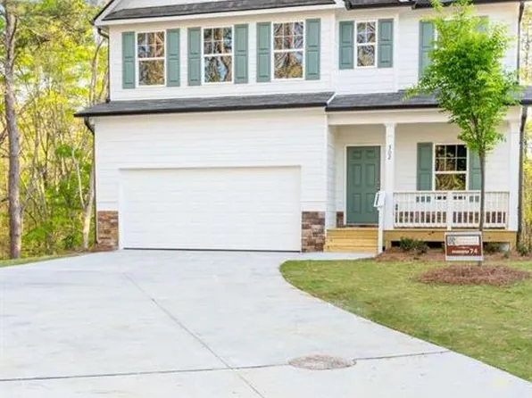 302 River Run Dr, Dallas, GA 30132