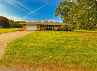 607 Flower St, Three Rivers, MI 49093