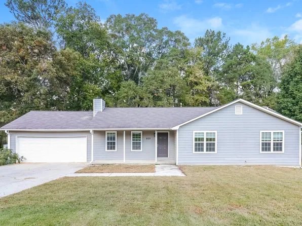 909 N Lassetter Cir, Villa Rica, GA 30180