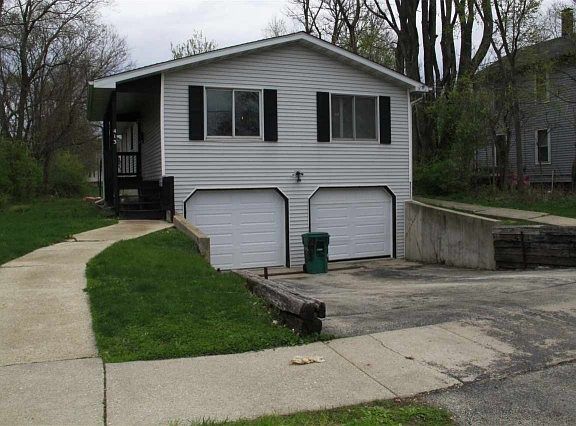 2nd image of 413 Salter Ave