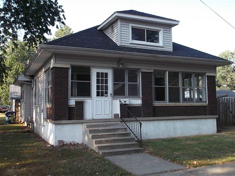 1st image of 2260 Crawford St